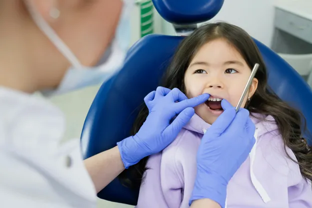 What Are the Alternatives to Polycarbonate Crowns in Pediatric Dentistry